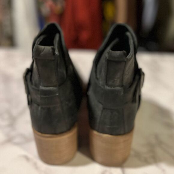 Free People Back Loop Ankle Boots In Black - Picture 5 of 8